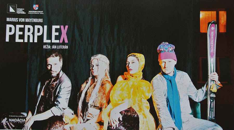 17. 09. 2025 – Seniori v divadle na predstavení PERPLEX